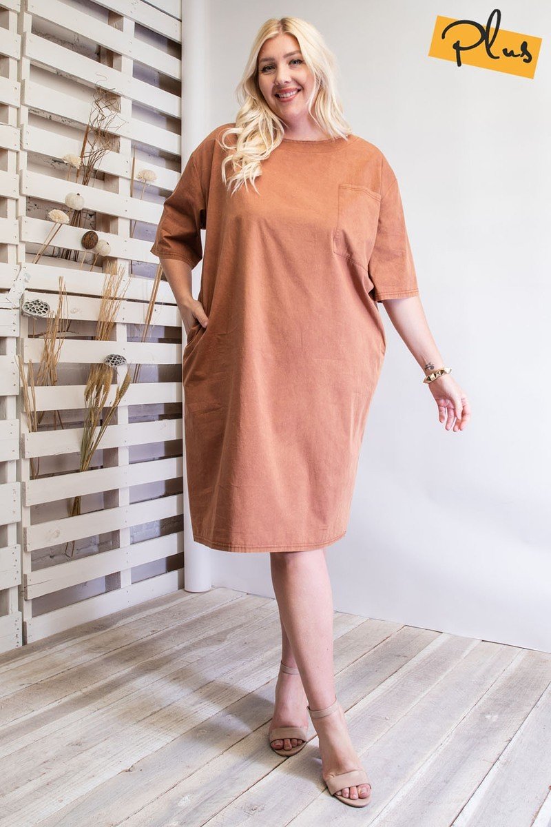Mineral Washed Loose Fit Plus Size Dress in Faded Rust