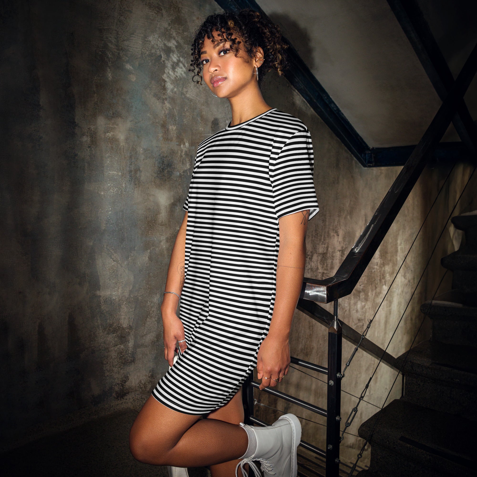 Black and White Stripe T-shirt Dress